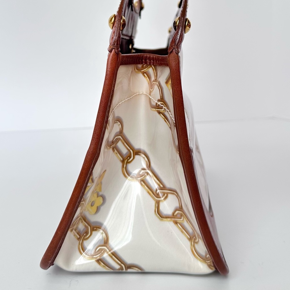 Louis Vuitton Limited Edition White Monogram Charms Cabas PVC bag - Picture 4 of 15